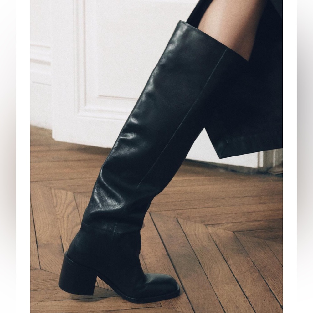 Zara Black Knee-High Leather Boots